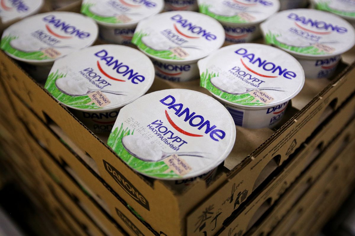 Danone планирует продать свой бизнес в России за 17,7 млрд рублей