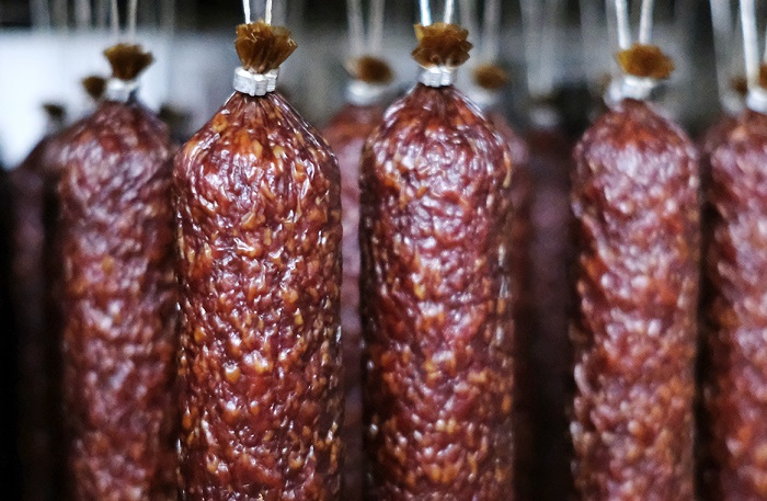 На юге России увеличилось производство колбасы и мясных полуфабрикатов