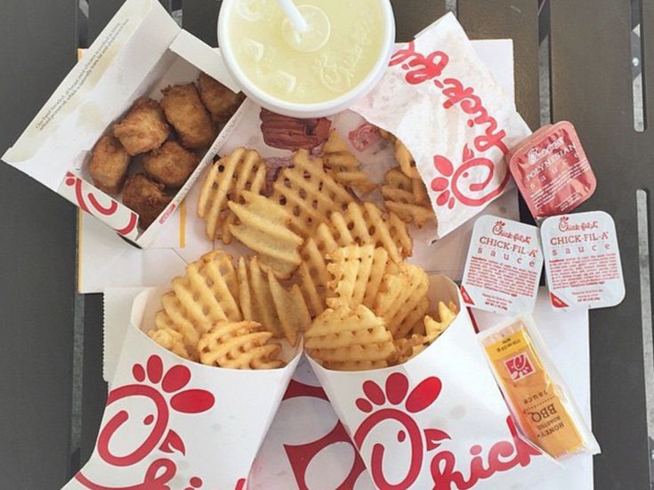 Американская сеть ресторанов быстрого питания Chick-fil-A выходит на рынки Великобритании и Сингапура