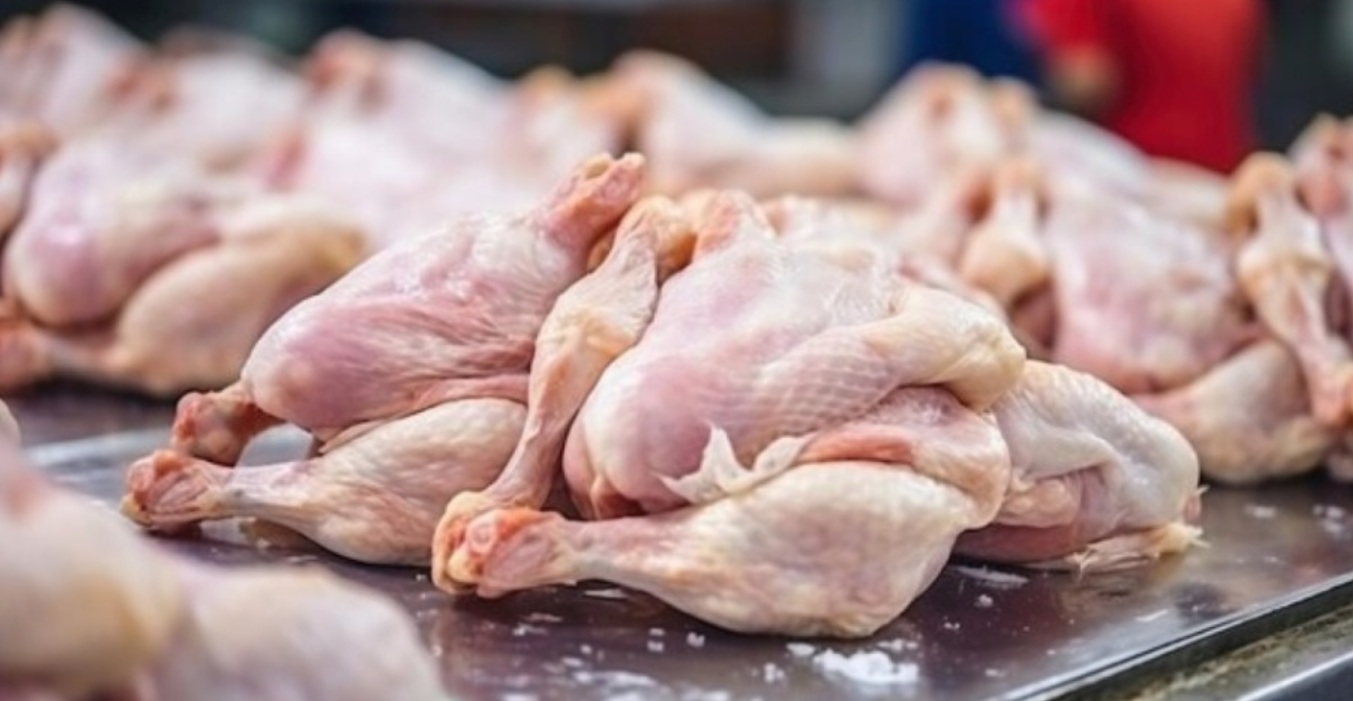 Минсельхоз: цены производителей на куриное мясо за месяц снизились на 1,4%