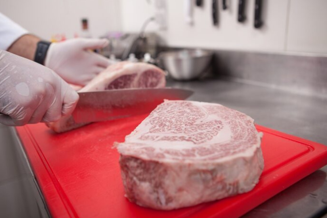 «Дальрефтранс» за два года перевез в КНР более 5 тыс. TEU российской свинины