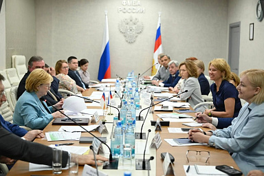 Оксана Лут и Вероника Скворцова обсудили реализацию биотехнологических проектов в области ветеринарии